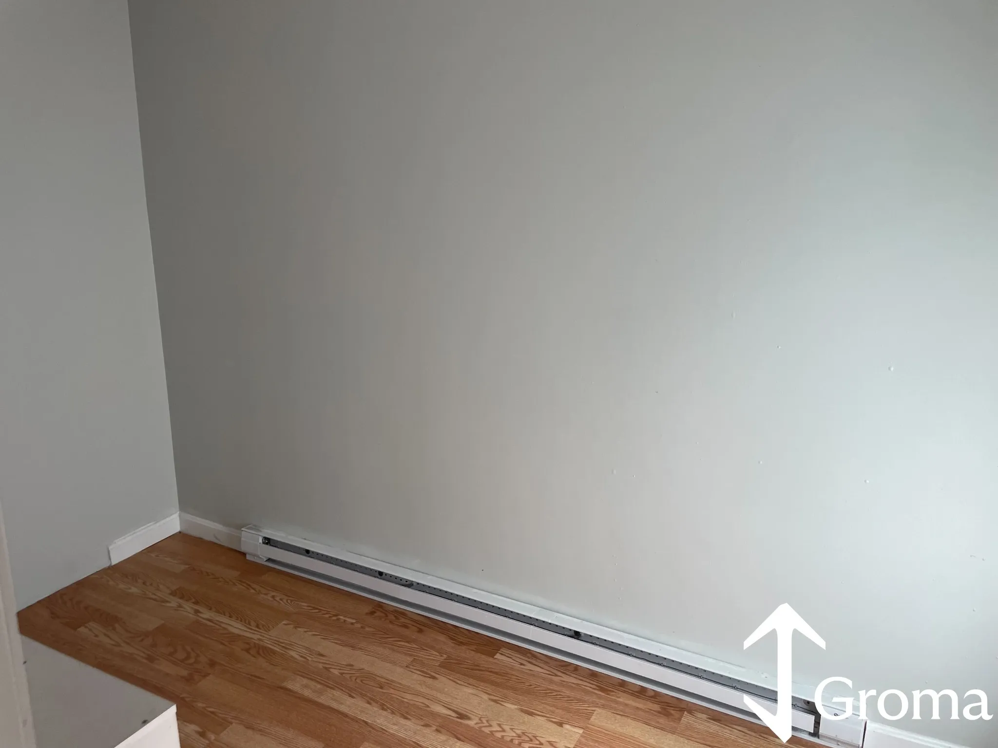 3 bed, 1 bath apartment for rent at 161 Bennington St Unit 2, East Boston — photo 9 of 11