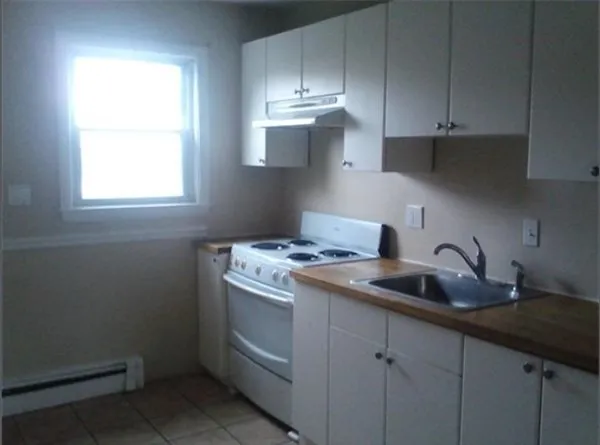 1 bed, 1 bath apartment for rent at 161 Delhi St Unit 1, Mattapan — photo 4 of 4