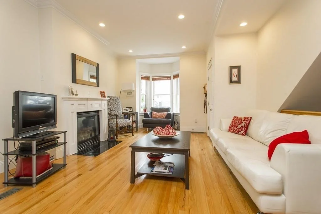 3 bed, 2 bath apartment for rent at 161 Dorchester St Unit 1, South Boston