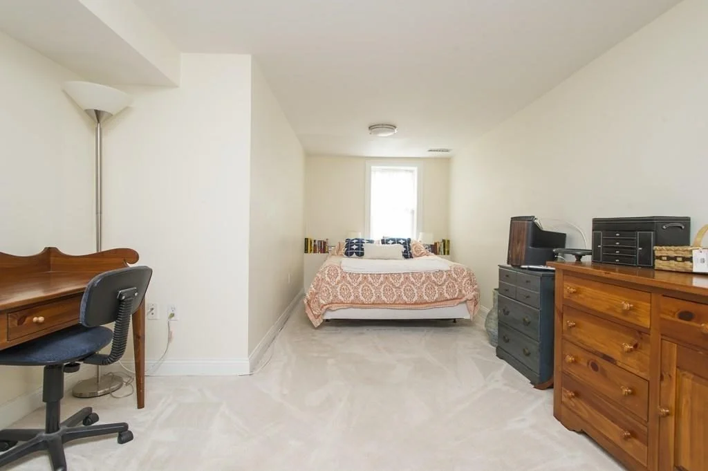 3 bed, 2 bath apartment for rent at 161 Dorchester St Unit 1, South Boston — photo 6 of 11
