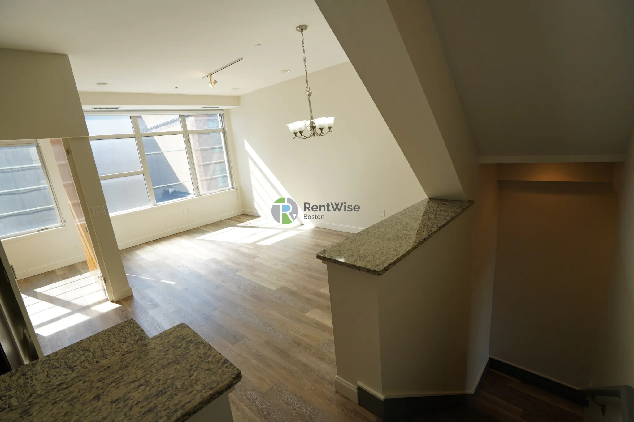 2 bed, 1 bath apartment for rent at 161 East Berkeley St Unit 518, South End — photo 3 of 24