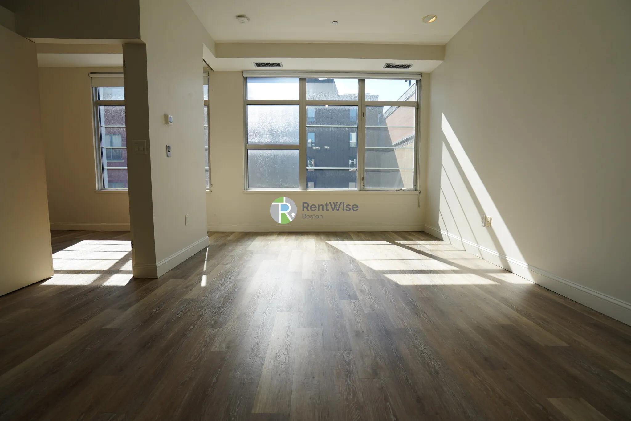 2 bed, 1 bath apartment for rent at 161 East Berkeley St Unit 518, South End — photo 4 of 24