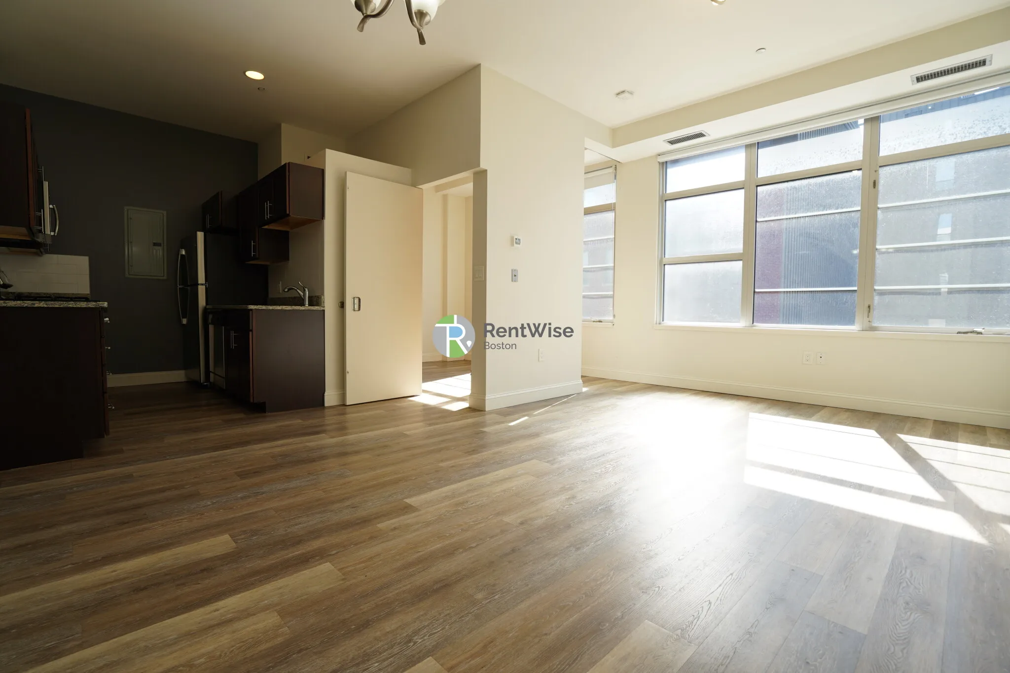 2 bed, 1 bath apartment for rent at 161 East Berkeley St Unit 518, South End