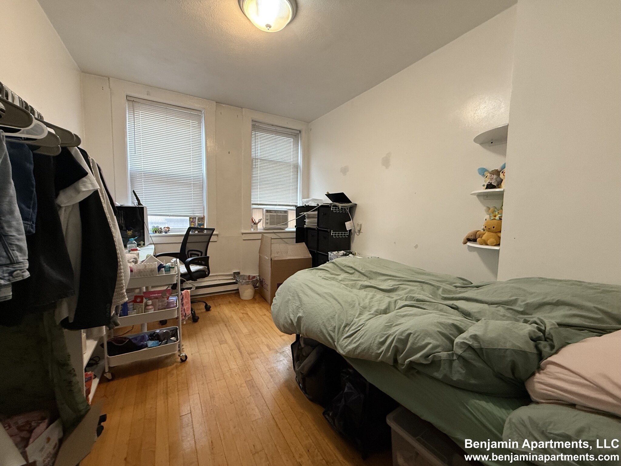 3 bed, 1 bath apartment for rent at 161 Endicott St Unit 2O, North End — photo 6 of 13