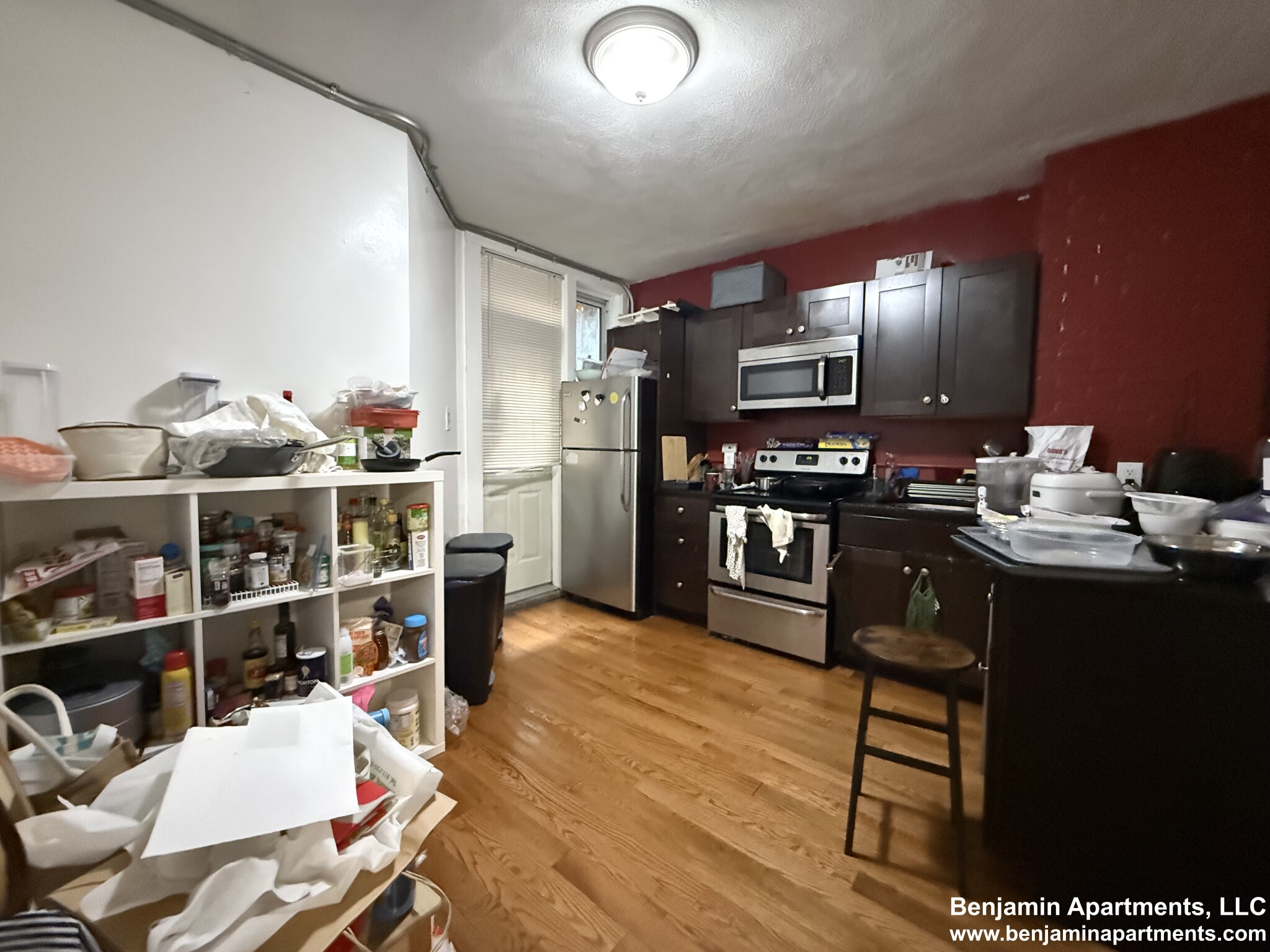3 bed, 1 bath apartment for rent at 161 Endicott St Unit 2O, North End — photo 2 of 13