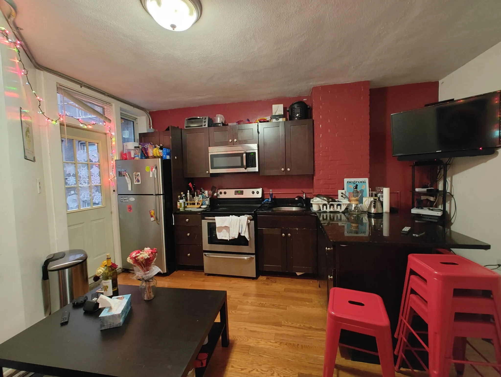 3 bed, 1 bath apartment for rent at 161 Endicott St Unit 4, North End — photo 11 of 14