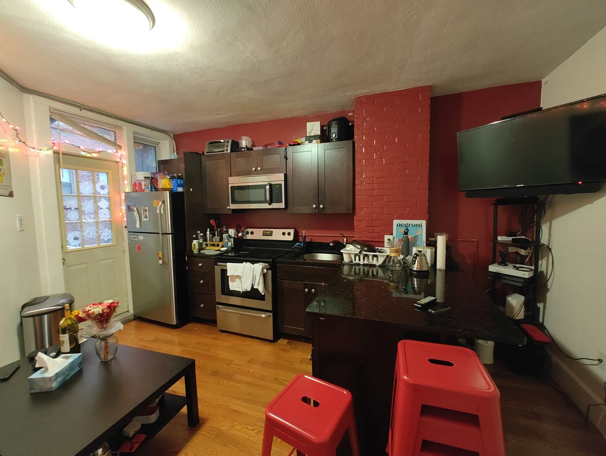 3 bed, 1 bath apartment for rent at 161 Endicott St Unit 4, North End — photo 12 of 14