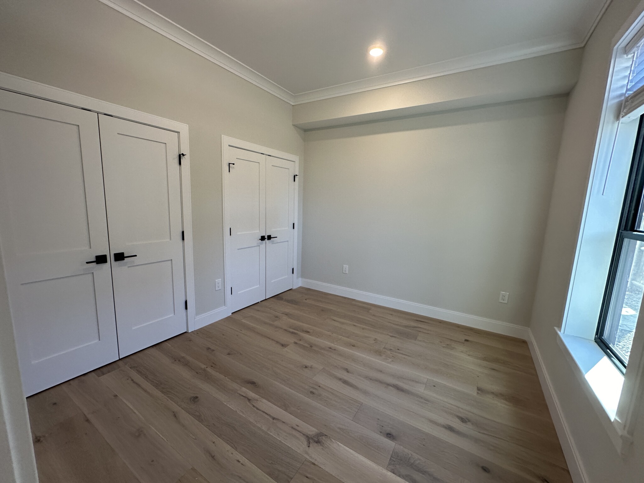 5 bed, 3 bath apartment for rent at 161 Everett St Unit 305E, Brighton — photo 12 of 17