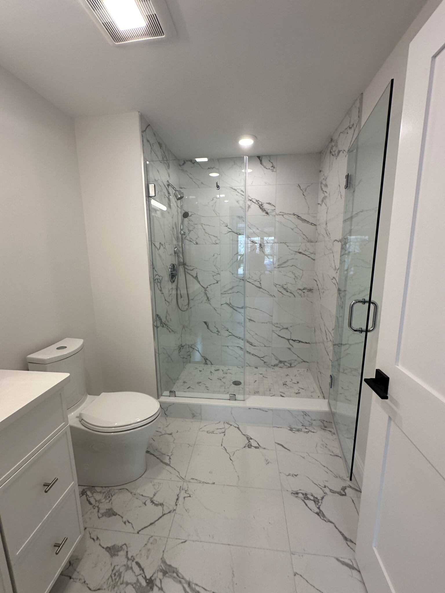 5 bed, 3 bath apartment for rent at 161 Everett St Unit 305E, Brighton — photo 10 of 17