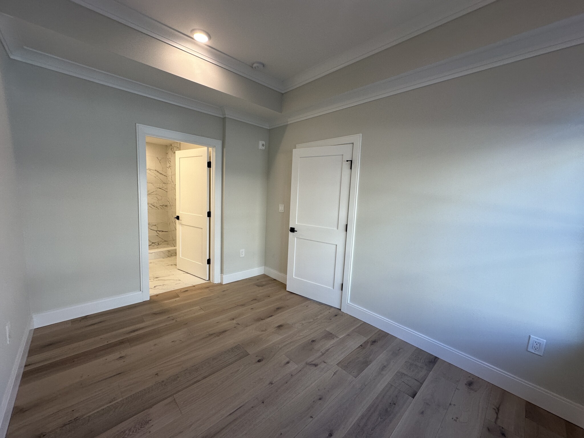 5 bed, 3 bath apartment for rent at 161 Everett St Unit 305E, Brighton — photo 8 of 17