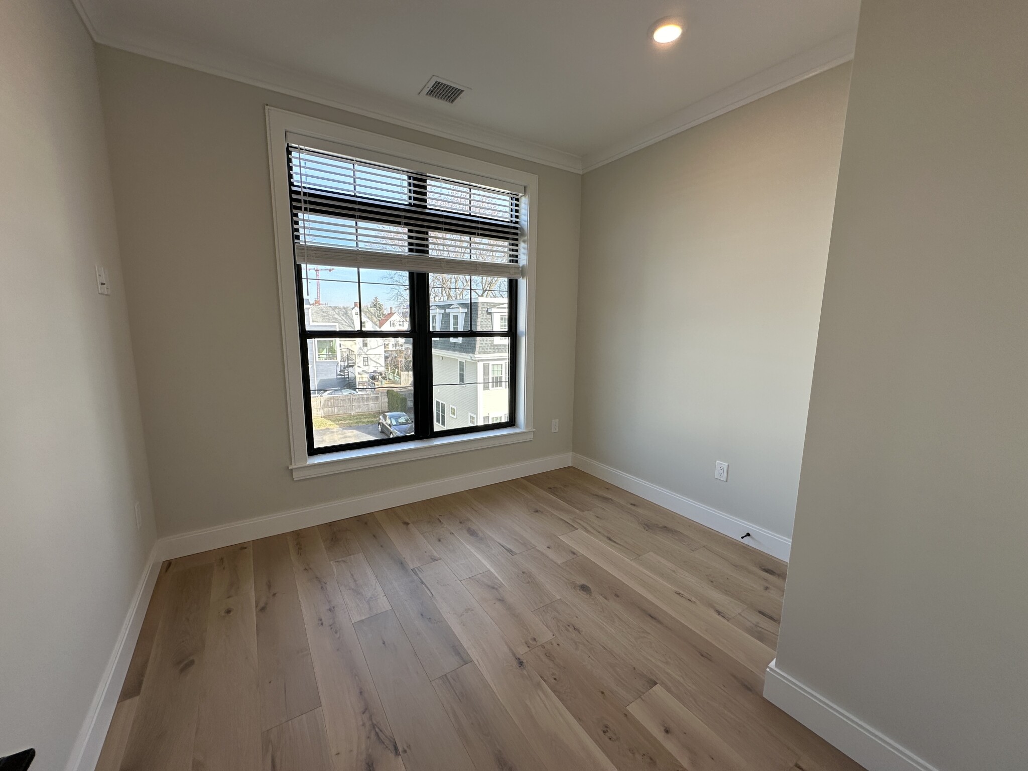 4 bed, 2.5 bath apartment for rent at 161 Everett St Unit 306E, Brighton — photo 14 of 28