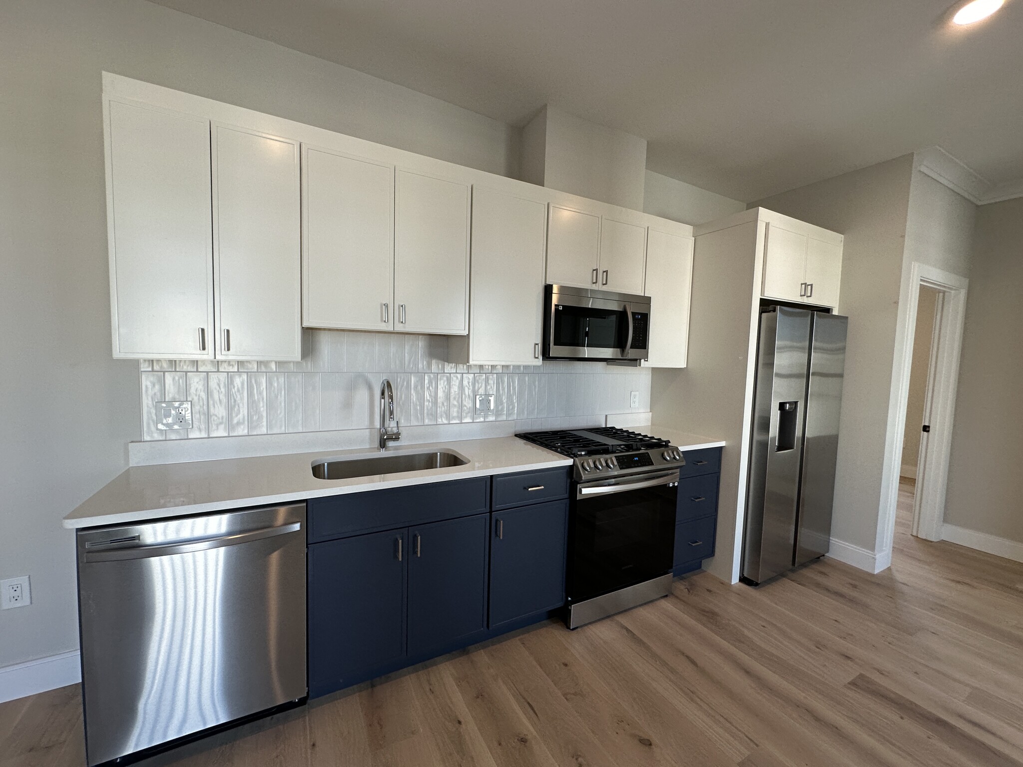 4 bed, 2.5 bath apartment for rent at 161 Everett St Unit 306E, Brighton