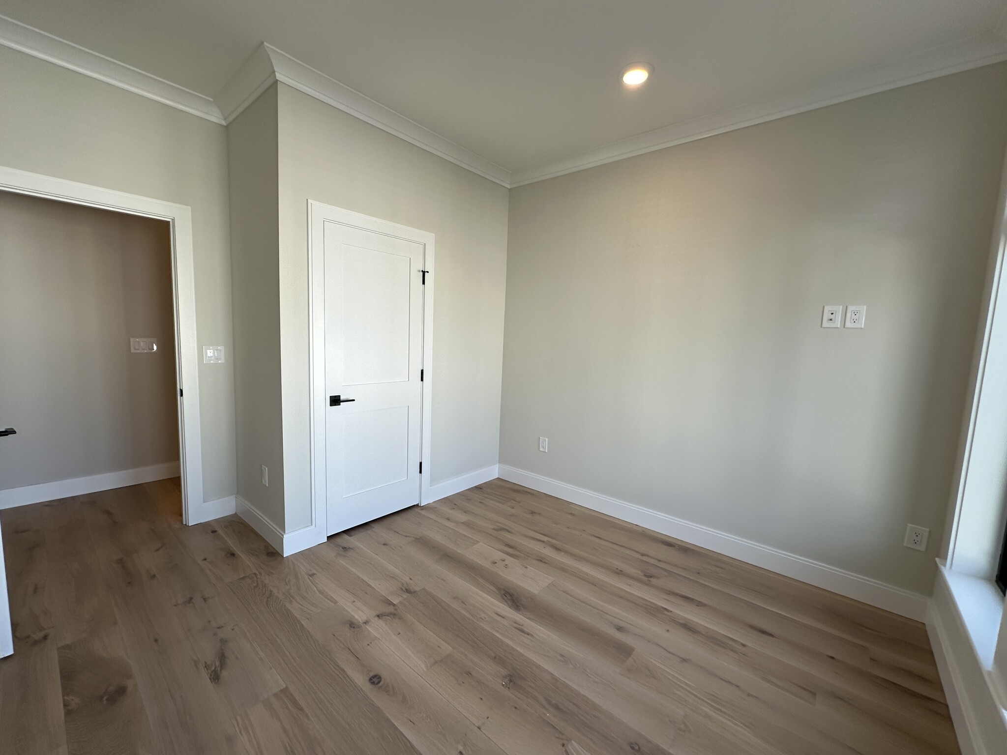 4 bed, 2.5 bath apartment for rent at 161 Everett St Unit 306E, Brighton — photo 12 of 28