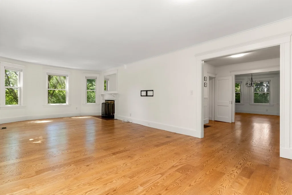 6 bed, 1 bath apartment for rent at 161 Highland Ave Unit n/a, Winchester — photo 12 of 28