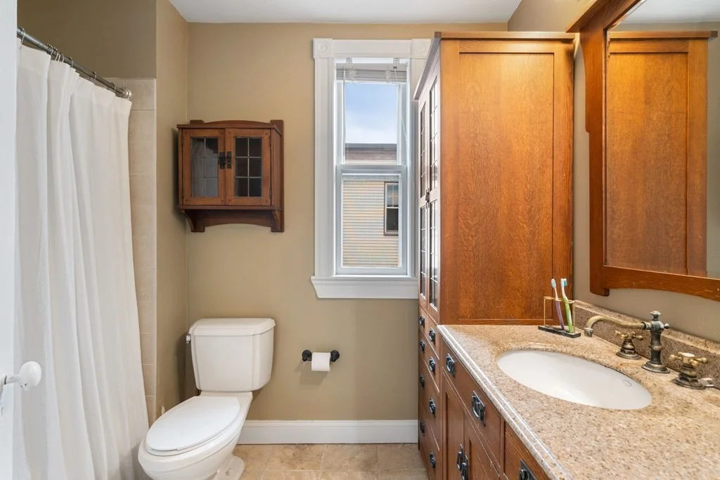 3 bed, 1 bath apartment for rent at 161 N St Unit 2, South Boston — photo 14 of 17