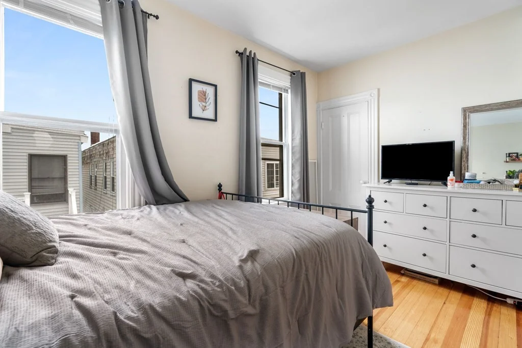 3 bed, 1 bath apartment for rent at 161 N St Unit 2, South Boston — photo 7 of 17