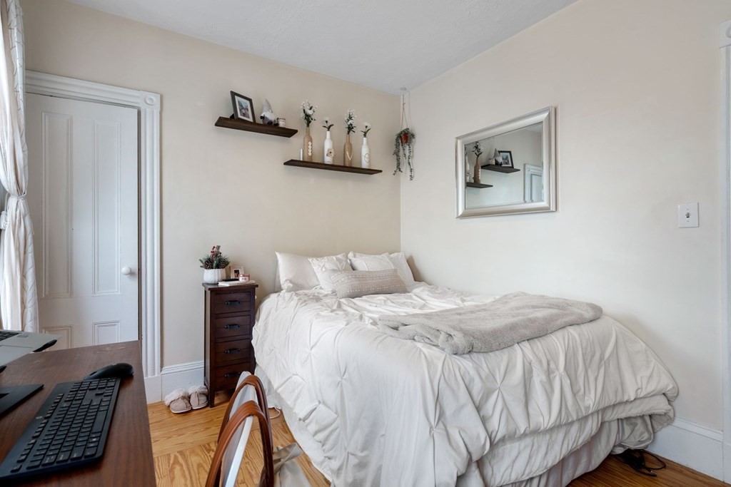 3 bed, 1 bath apartment for rent at 161 N St Unit 3, South Boston — photo 17 of 20