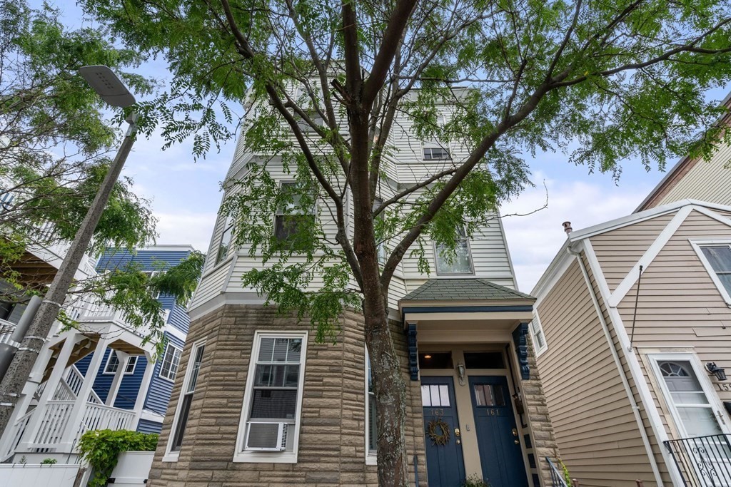 3 bed, 1 bath apartment for rent at 161 N St Unit 3, South Boston — photo 20 of 20