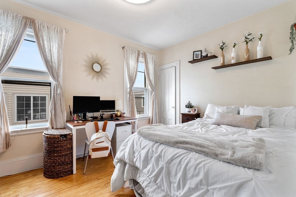 3 bed, 1 bath apartment for rent at 161 N St Unit 3, South Boston — photo 16 of 20
