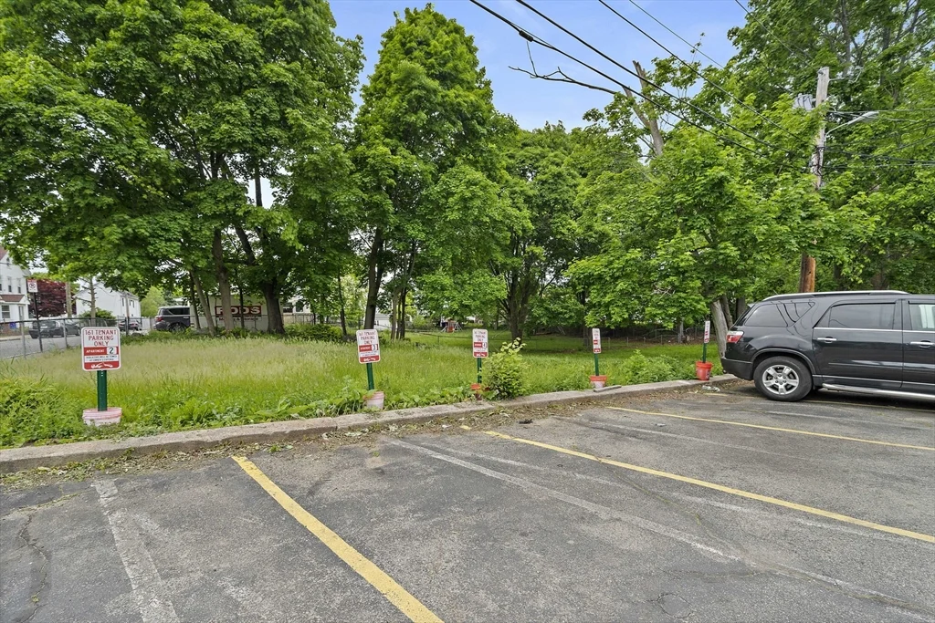 2 bed, 1 bath apartment for rent at 161 Neponset Valley Pkwy Unit 3, Hyde Park — photo 17 of 17