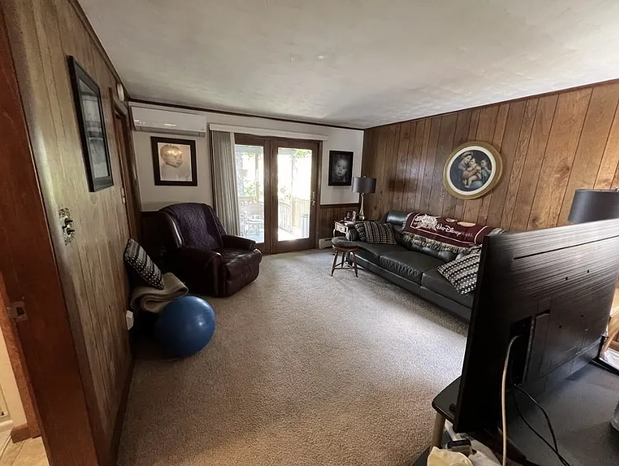 3 bed, 1 bath apartment for rent at 161 Otis St Unit 2, East Cambridge — photo 7 of 9
