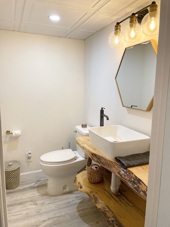 2 bed, 1 bath apartment for rent at 161 Phipps St, South Quincy — photo 6 of 15
