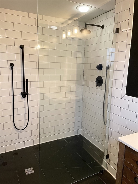 2 bed, 1.5 bath apartment for rent at 161 Phipps St Unit 161, Quincy — photo 9 of 15