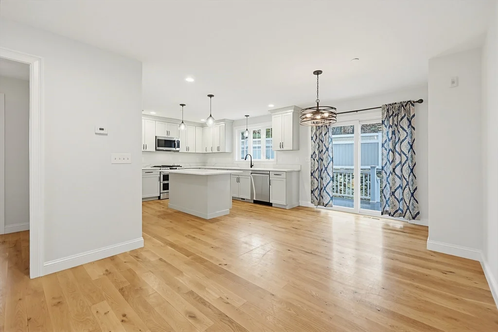 3 bed, 2 bath apartment for rent at 161 Route One Unit A, Newburyport — photo 8 of 23