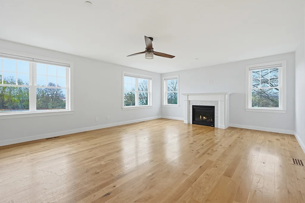 3 bed, 2 bath apartment for rent at 161 Route One Unit A, Newburyport — photo 11 of 23