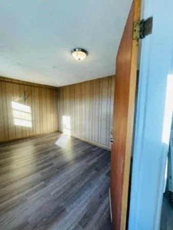 5 bed, 1 bath apartment for rent at 161 School St Unit 2, Waltham — photo 12 of 17