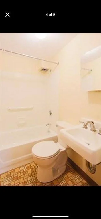 5 bed, 1 bath apartment for rent at 161 School St Unit 2, Waltham — photo 16 of 17