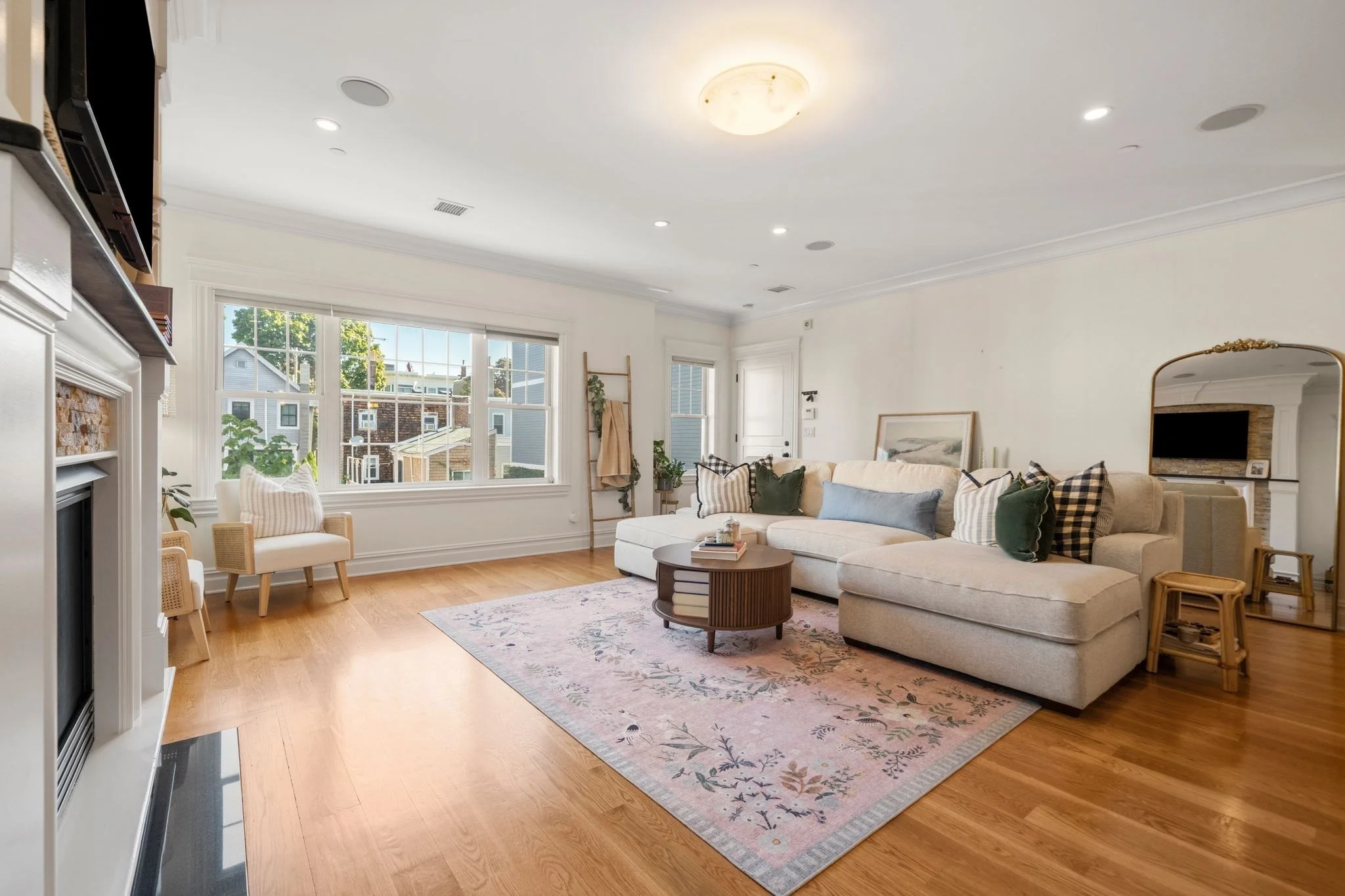 2 bed, 2 bath apartment for rent at 161 Tudor Unit 1, South Boston