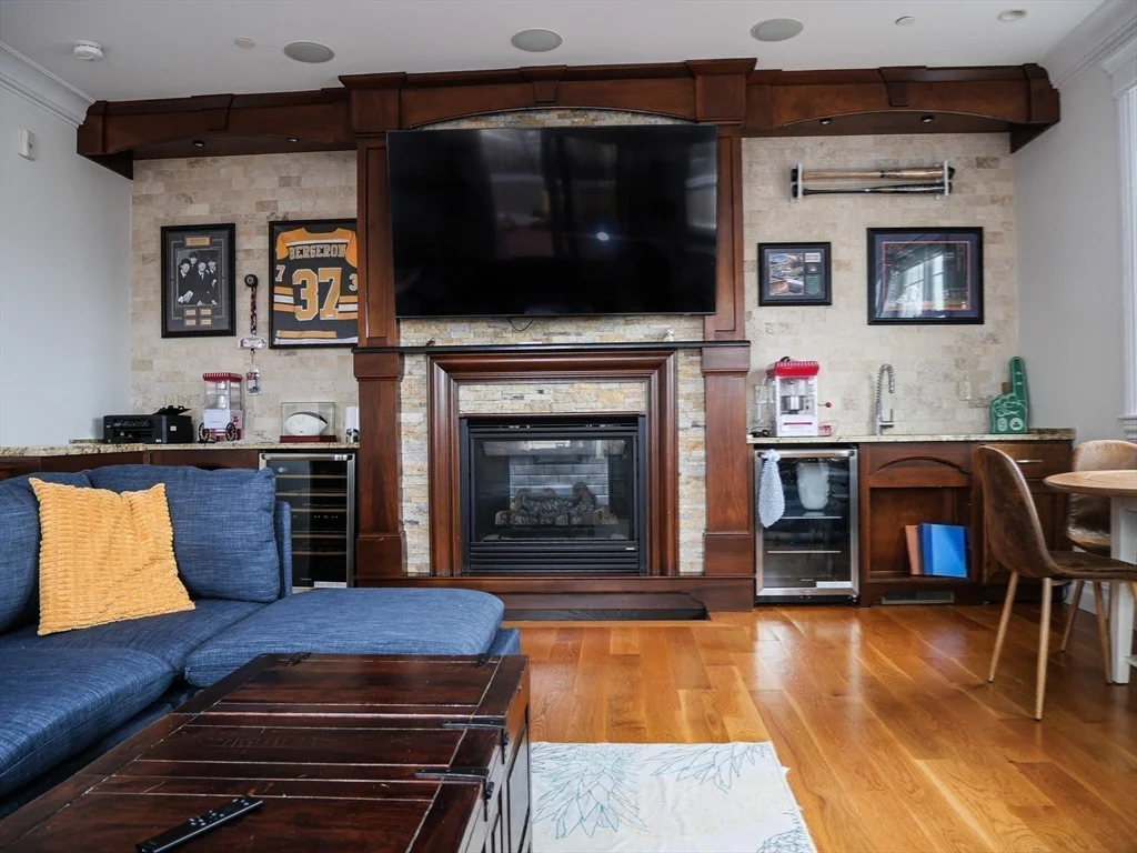 3 bed, 2 bath apartment for rent at 161 Tudor Unit 3, South Boston — photo 24 of 25