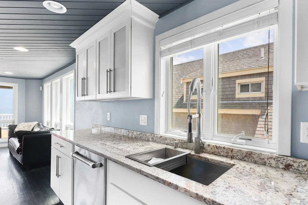 4 bed, 3 bath apartment for rent at 161 Turner Rd, Sand Hills — photo 11 of 25