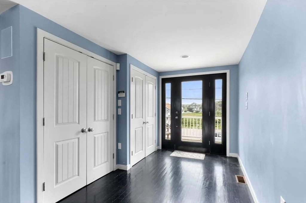 4 bed, 3 bath apartment for rent at 161 Turner Rd, Sand Hills — photo 4 of 25