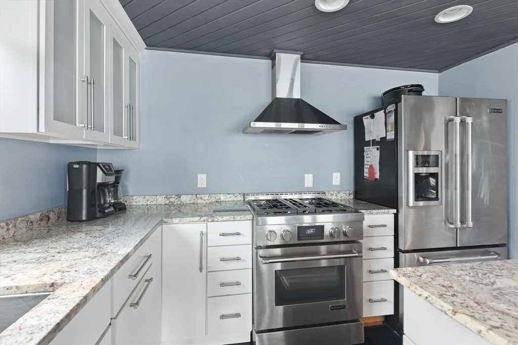 4 bed, 3 bath apartment for rent at 161 Turner Rd, Sand Hills — photo 12 of 25