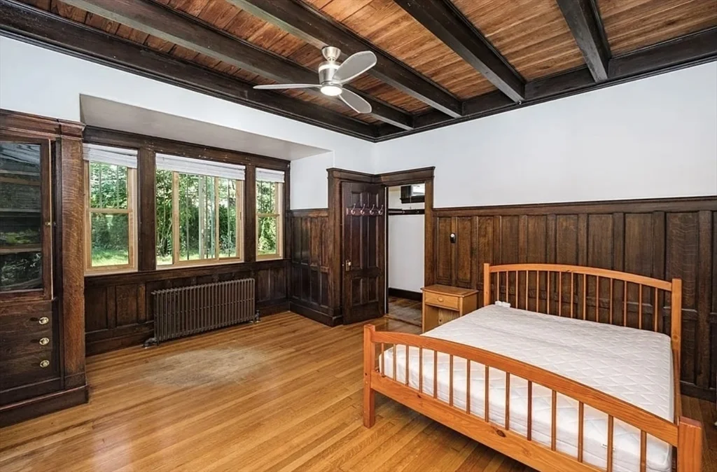 3 bed, 1 bath apartment for rent at 161 Walnut St Unit 1, Newtonville — photo 16 of 33
