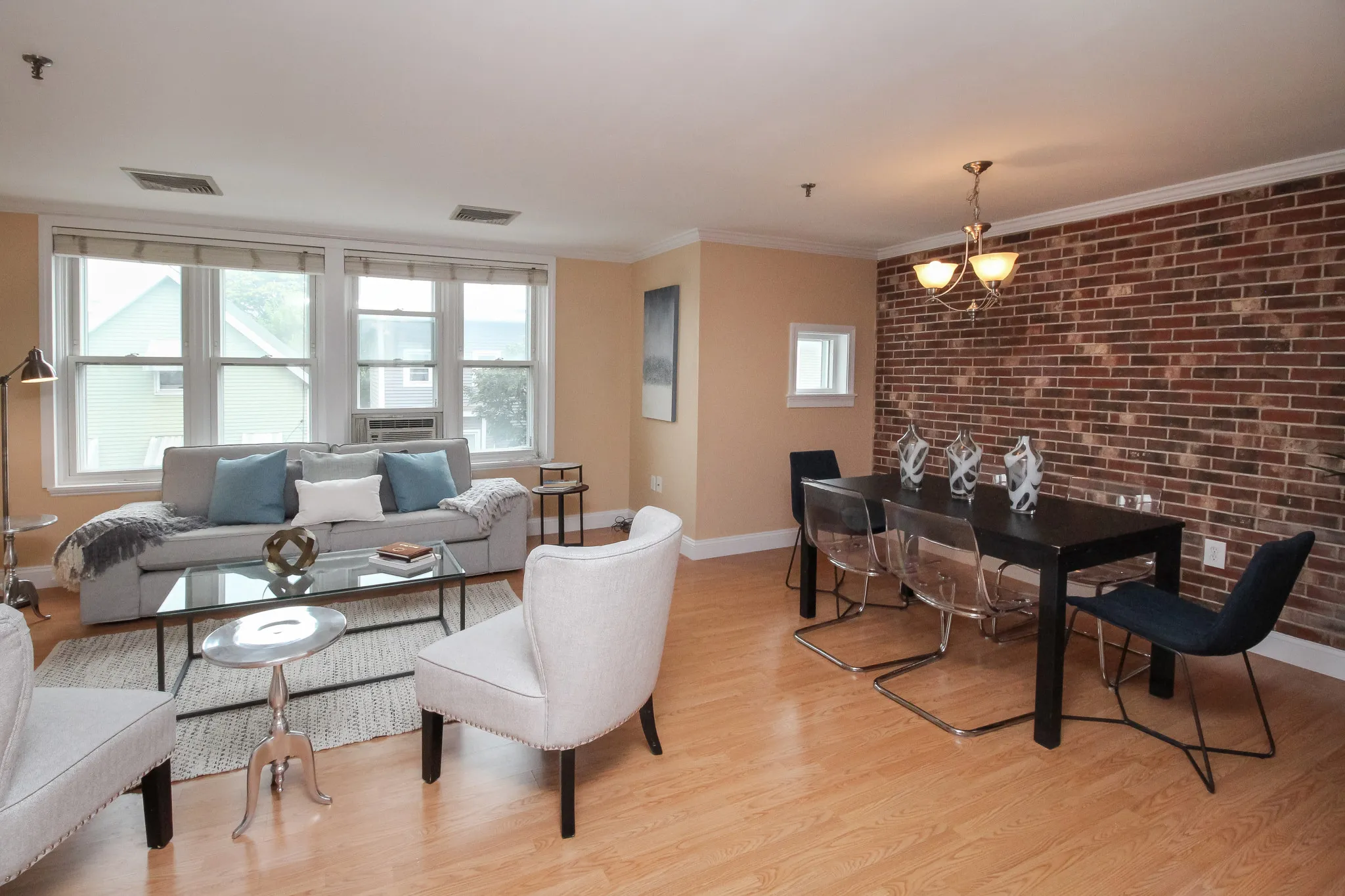 2 bed, 1 bath apartment for rent at 161 West Sixth St Unit C, South Boston — photo 2 of 13