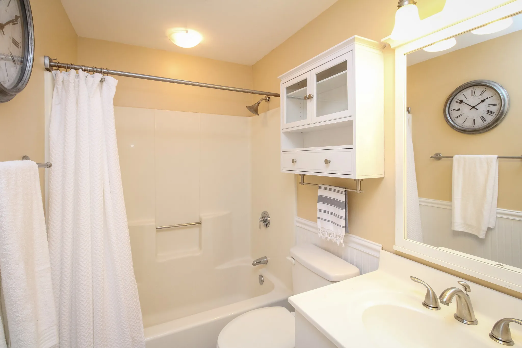 2 bed, 1 bath apartment for rent at 161 West Sixth St Unit C, South Boston — photo 13 of 13