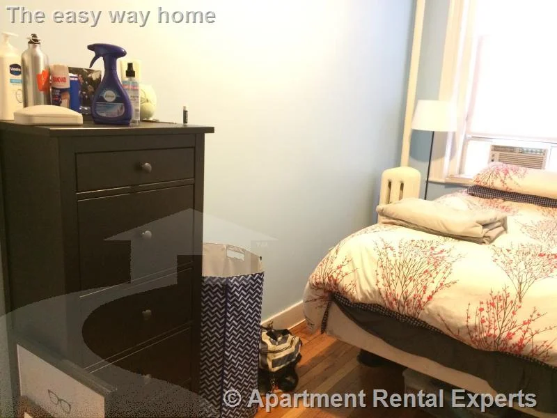 2 bed, 1 bath apartment for rent at 1610 Massachusetts Ave Unit 1, Harvard Square — photo 9 of 11