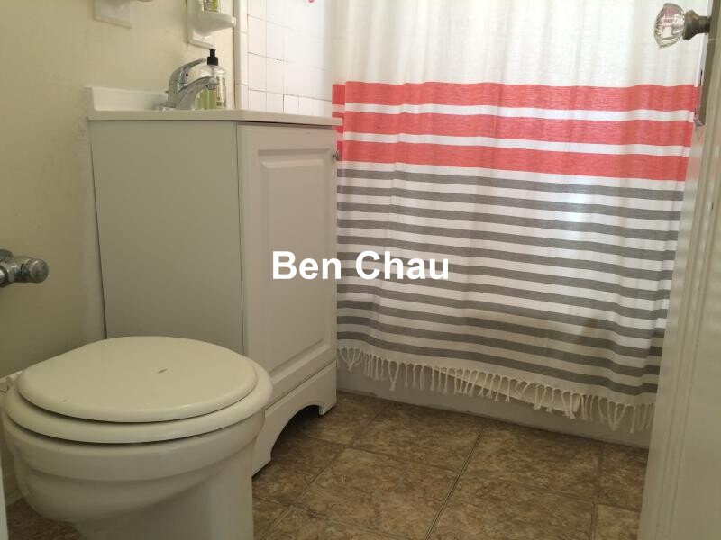 2 bed, 1 bath apartment for rent at 1610 Massachusetts Ave Unit 10B, Neighborhood Nine — photo 7 of 9