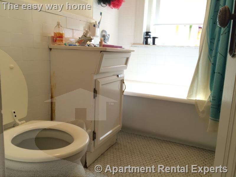Studio bed, 1 bath apartment for rent at 1610 Massachusetts Ave Unit 11, Harvard Square — photo 7 of 8