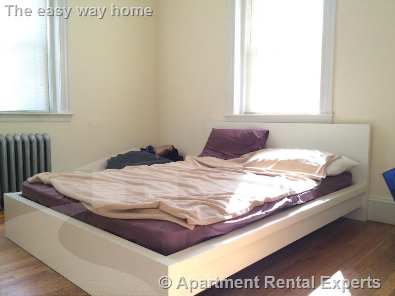 2 bed, 1 bath apartment for rent at 1610 Massachusetts Ave Unit 2, Harvard Square — photo 2 of 7