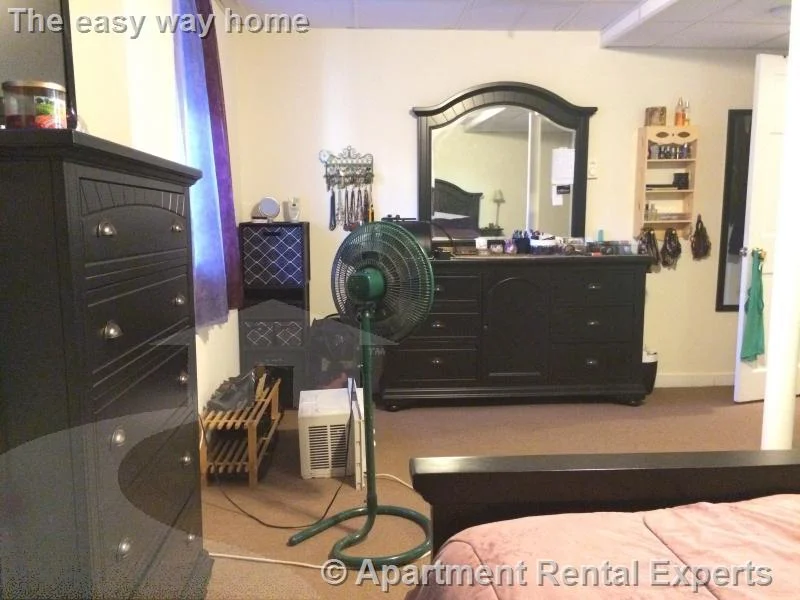 1 bed, 1 bath apartment for rent at 1610 Massachusetts Ave Unit B2, Neighborhood Nine — photo 4 of 12