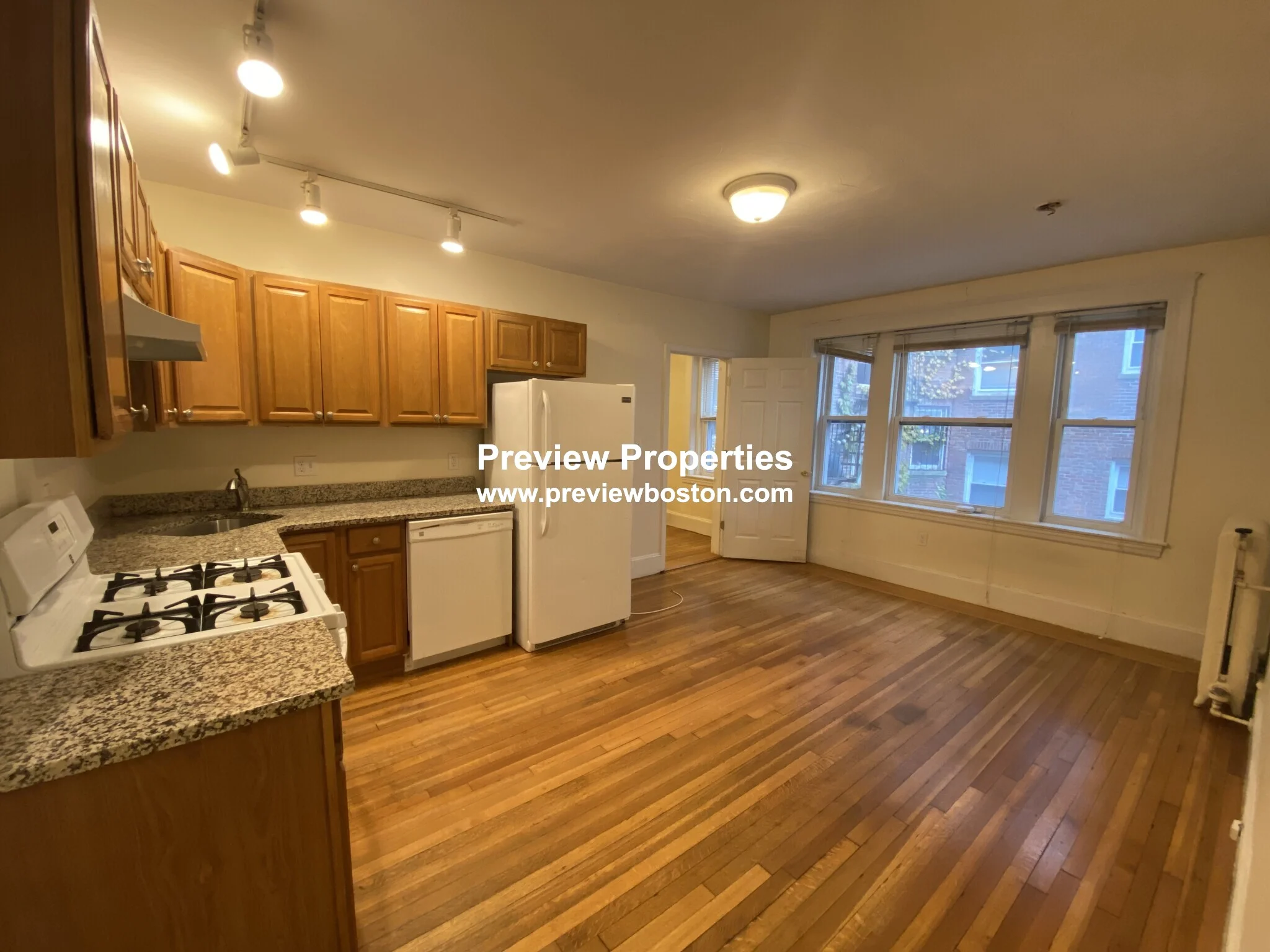 1 bed, 1 bath apartment for rent at 1615 Commonwealth Ave Unit 11P, Brighton — photo 2 of 8