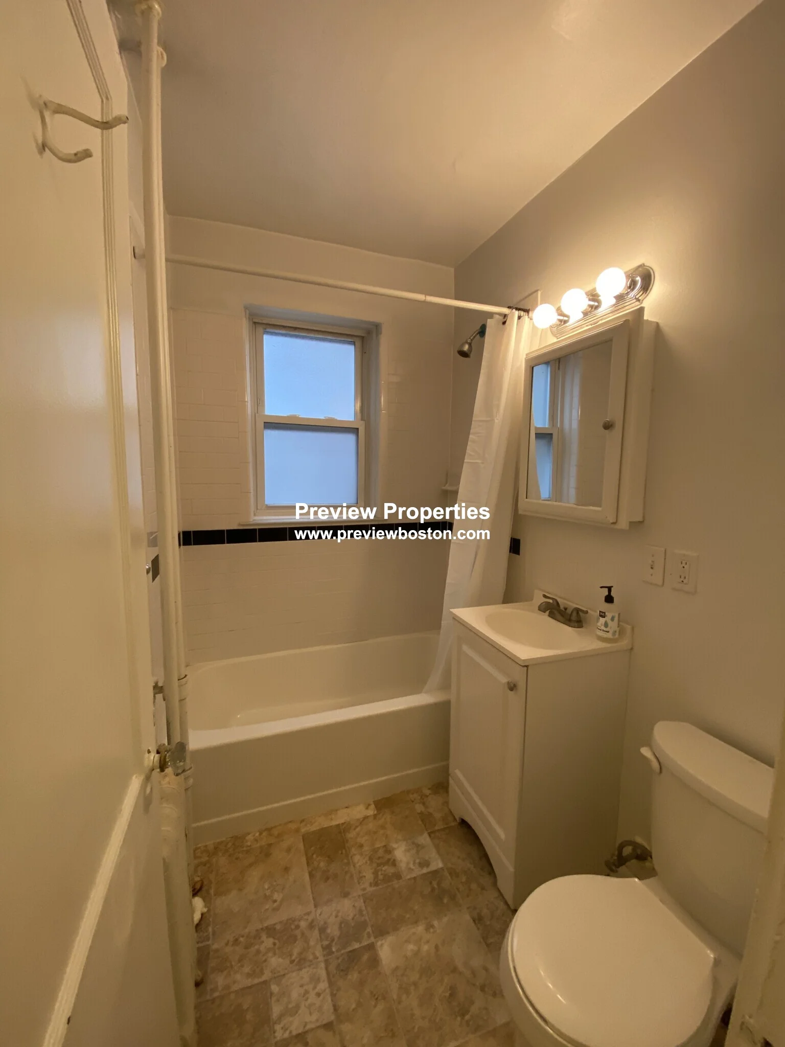 1 bed, 1 bath apartment for rent at 1615 Commonwealth Ave Unit 11P, Brighton — photo 6 of 8