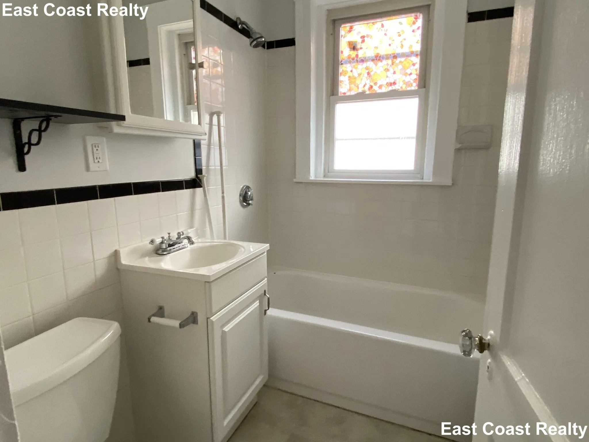 Studio bed, 1 bath apartment for rent at 1615 Commonwealth Ave Unit 12, Brighton — photo 3 of 22