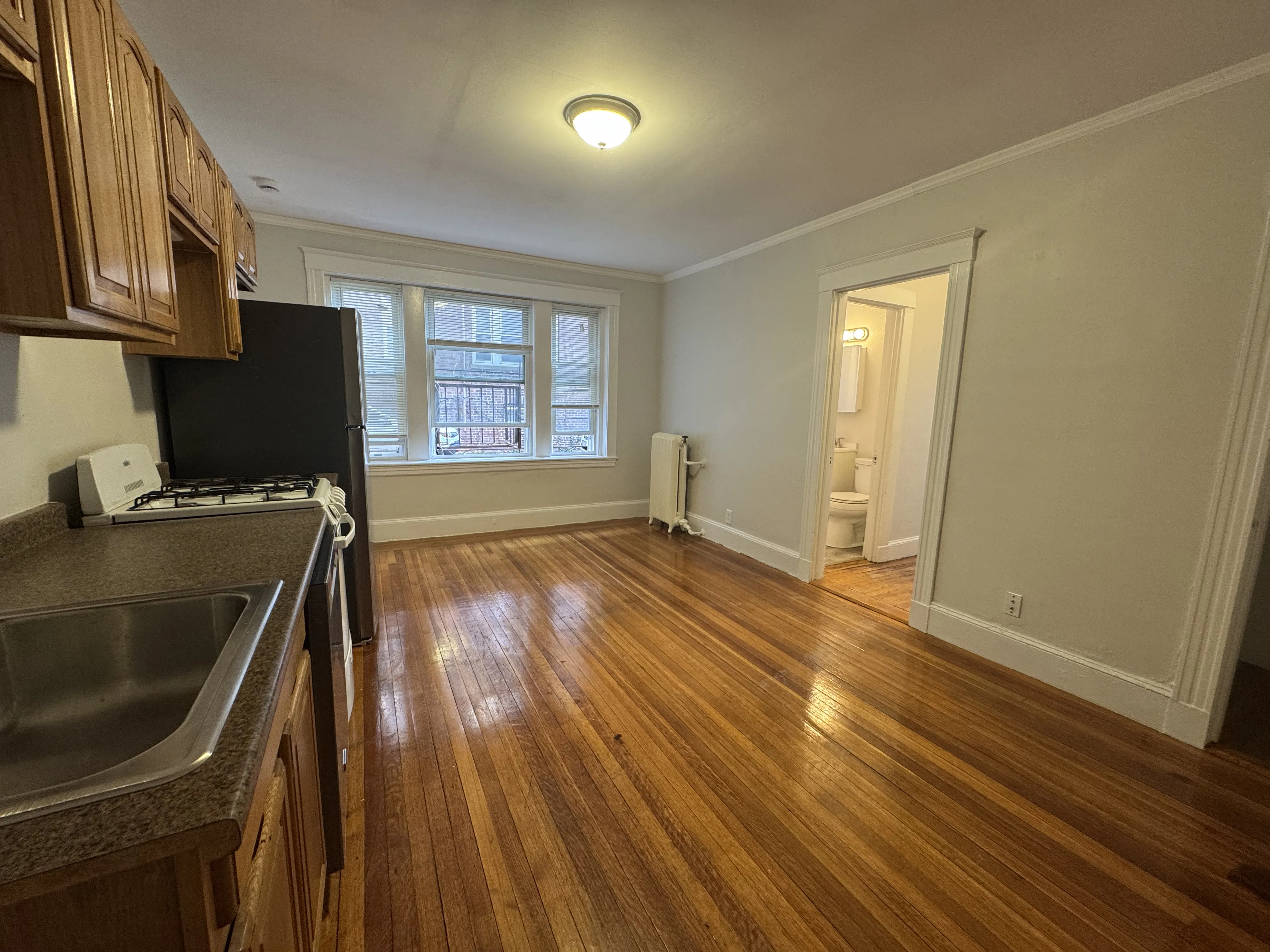 2 bed, 1 bath apartment for rent at 1615 Commonwealth Ave Unit 1615-6, Brighton — photo 1 of 11