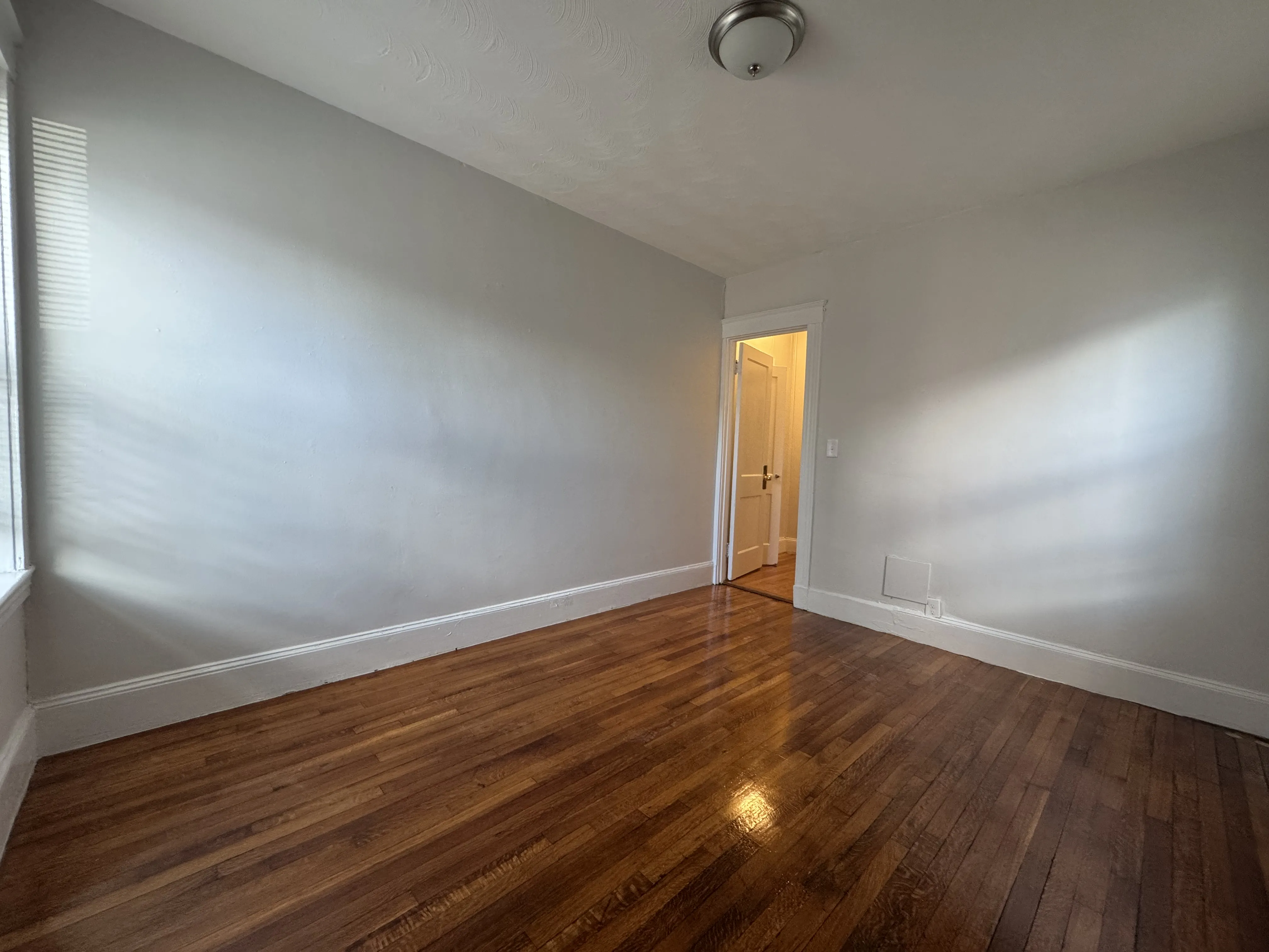 2 bed, 1 bath apartment for rent at 1615 Commonwealth Ave Unit 1615-6, Brighton — photo 8 of 11