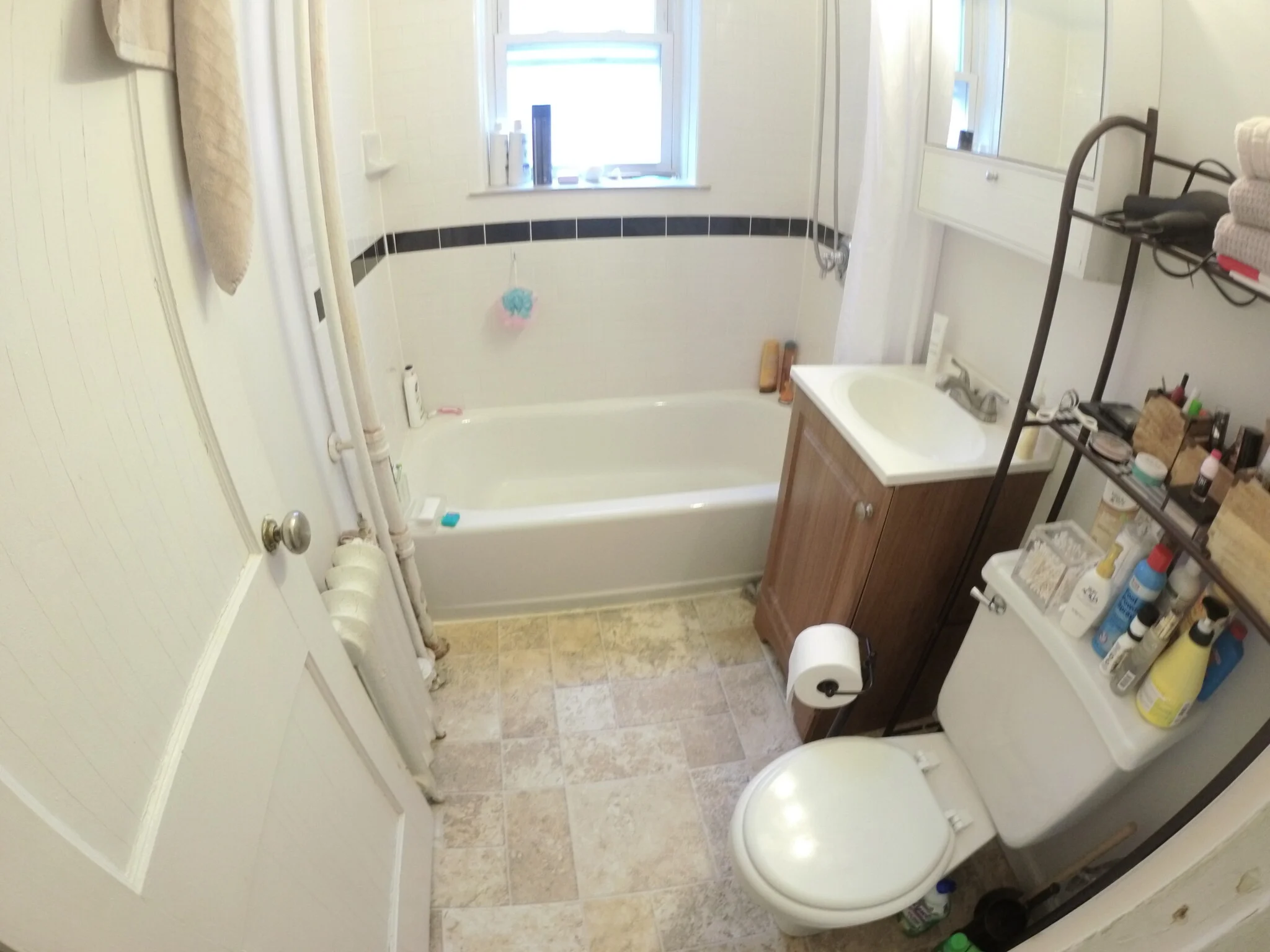 Studio bed, 1 bath apartment for rent at 1615 Commonwealth Ave Unit 25, Brighton — photo 7 of 8